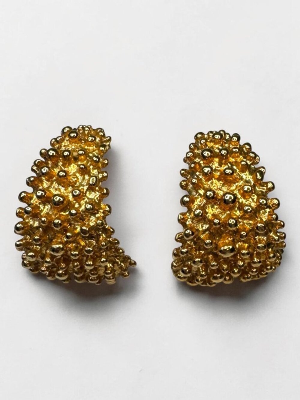 Sarah Coventry Gold Nugget Clip Hoop Earrings Brutalist Textured Vintage 1970s